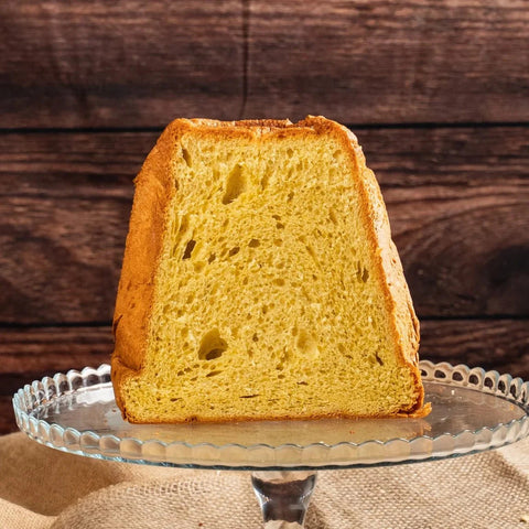 Un pandoro che sa di burro e gratitudine: siamo tra i 5 migliori d’Italia secondo Dissapore